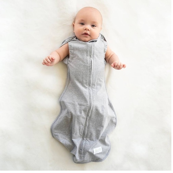 Woombie Gray Swaddle - Picture 2 of 9